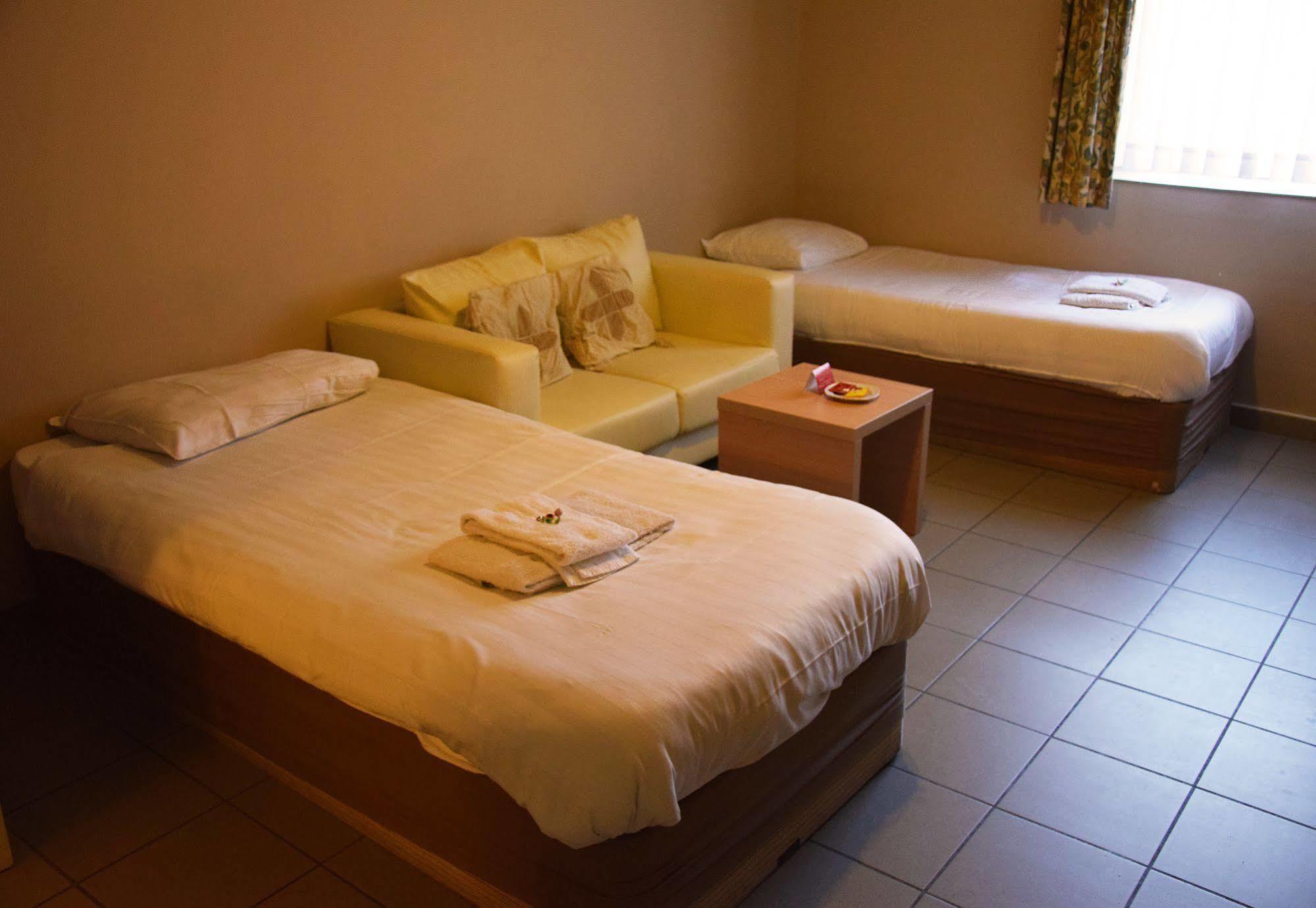 Budget Flats Leuven Bagian luar foto